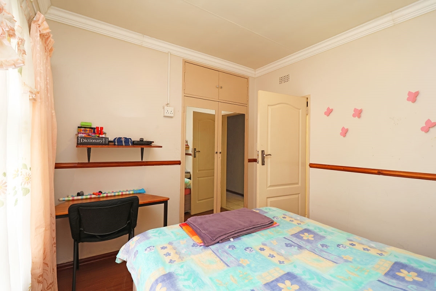 3 Bedroom Property for Sale in Helikonpark Gauteng