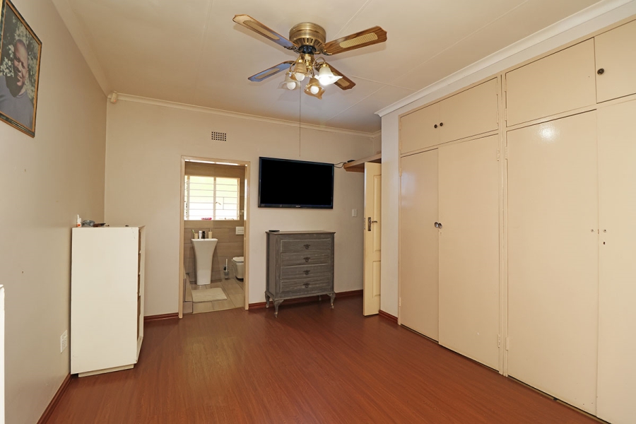 3 Bedroom Property for Sale in Helikonpark Gauteng