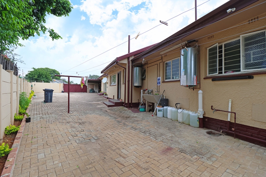 3 Bedroom Property for Sale in Helikonpark Gauteng