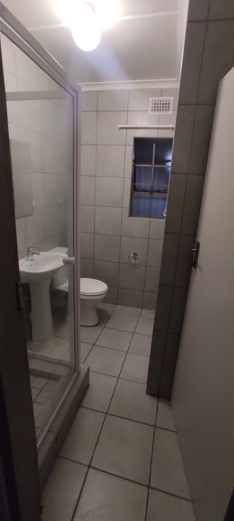 1 Bedroom Property for Sale in Heuweloord Gauteng