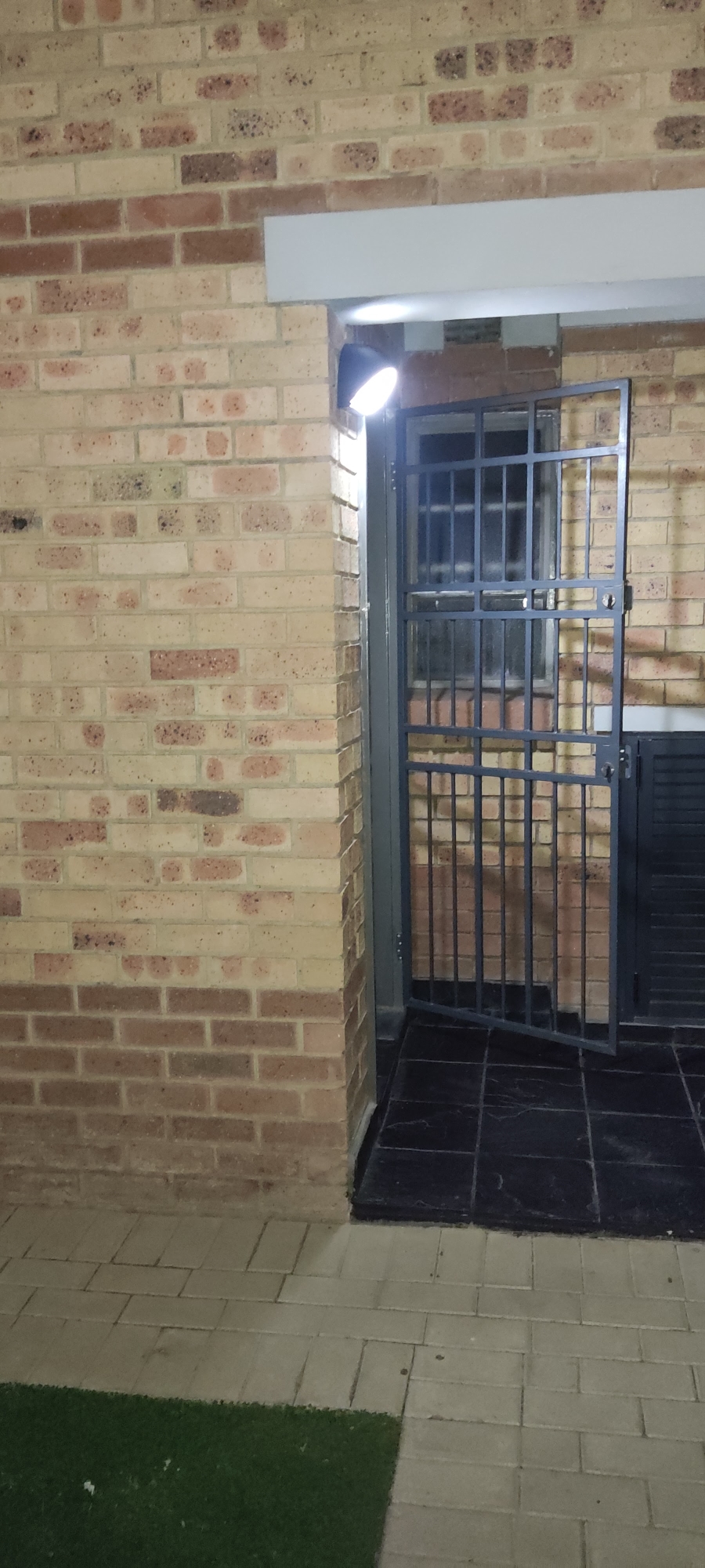 1 Bedroom Property for Sale in Heuweloord Gauteng