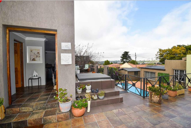 3 Bedroom Property for Sale in Discovery Gauteng