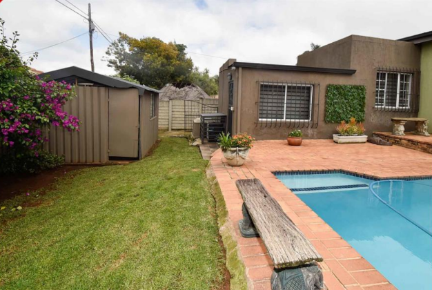 3 Bedroom Property for Sale in Discovery Gauteng