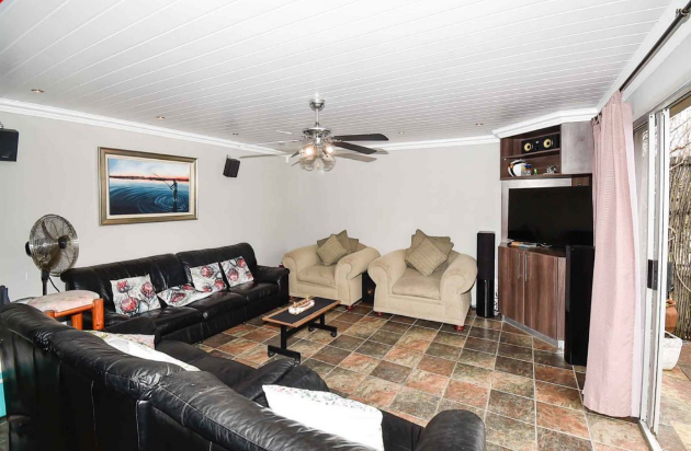 3 Bedroom Property for Sale in Discovery Gauteng