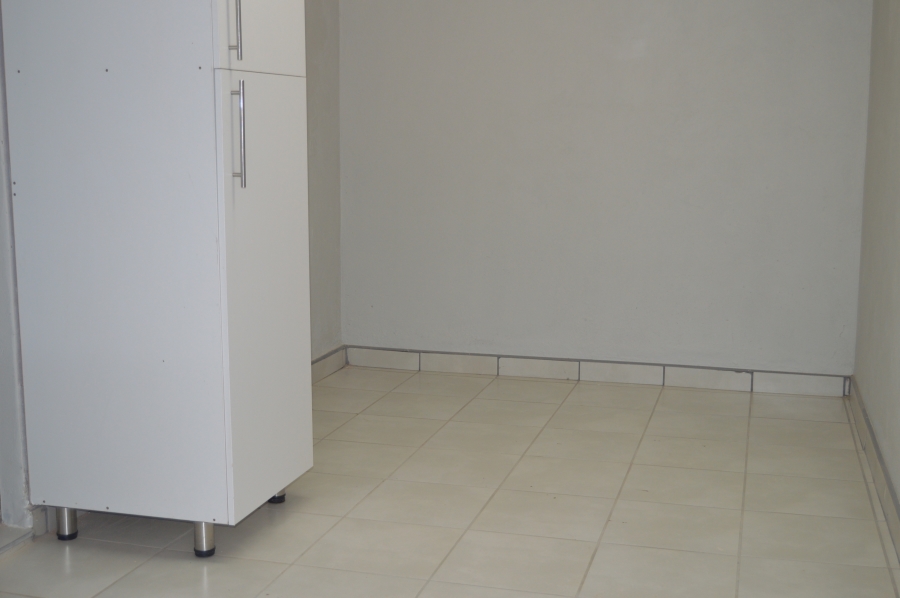 To Let 1 Bedroom Property for Rent in Monument Gauteng