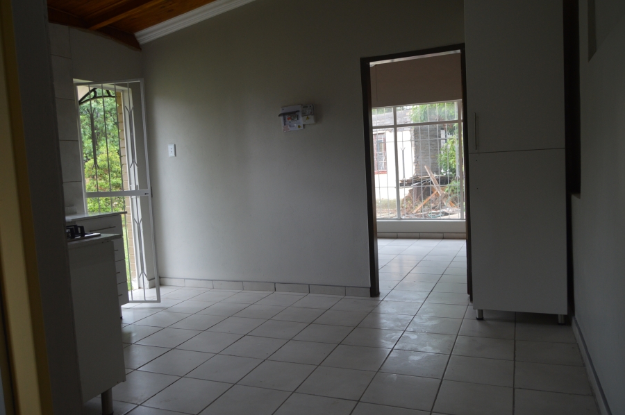 To Let 1 Bedroom Property for Rent in Monument Gauteng