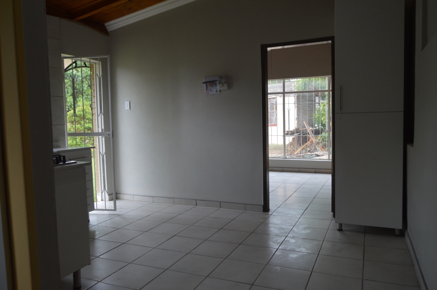 To Let 1 Bedroom Property for Rent in Monument Gauteng