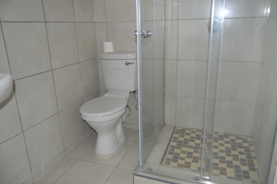 To Let 1 Bedroom Property for Rent in Monument Gauteng