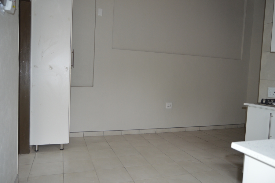 To Let 1 Bedroom Property for Rent in Monument Gauteng