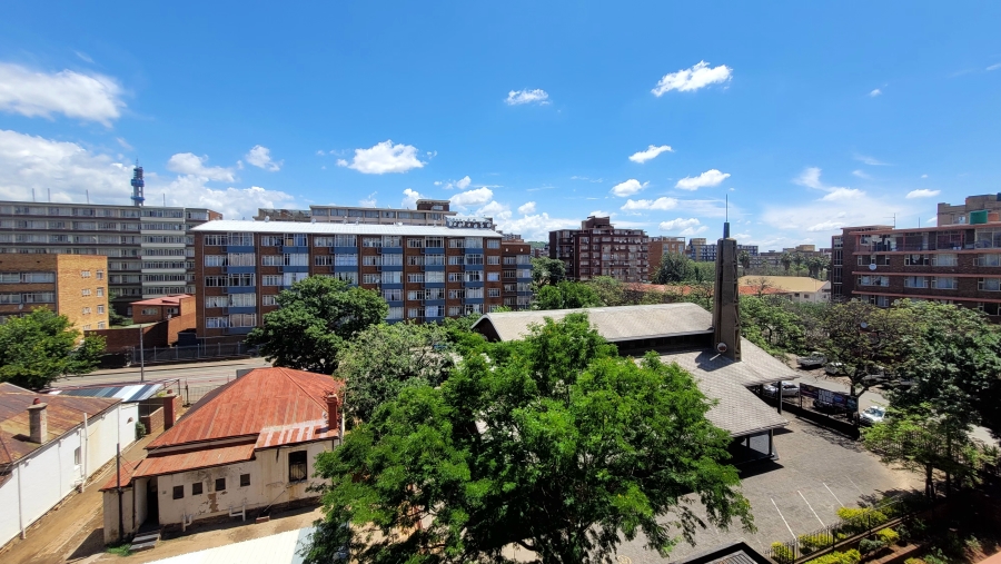 2 Bedroom Property for Sale in Sunnyside Gauteng