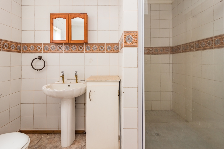 8 Bedroom Property for Sale in Fourways Gauteng