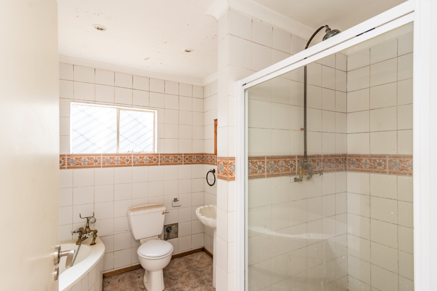 8 Bedroom Property for Sale in Fourways Gauteng