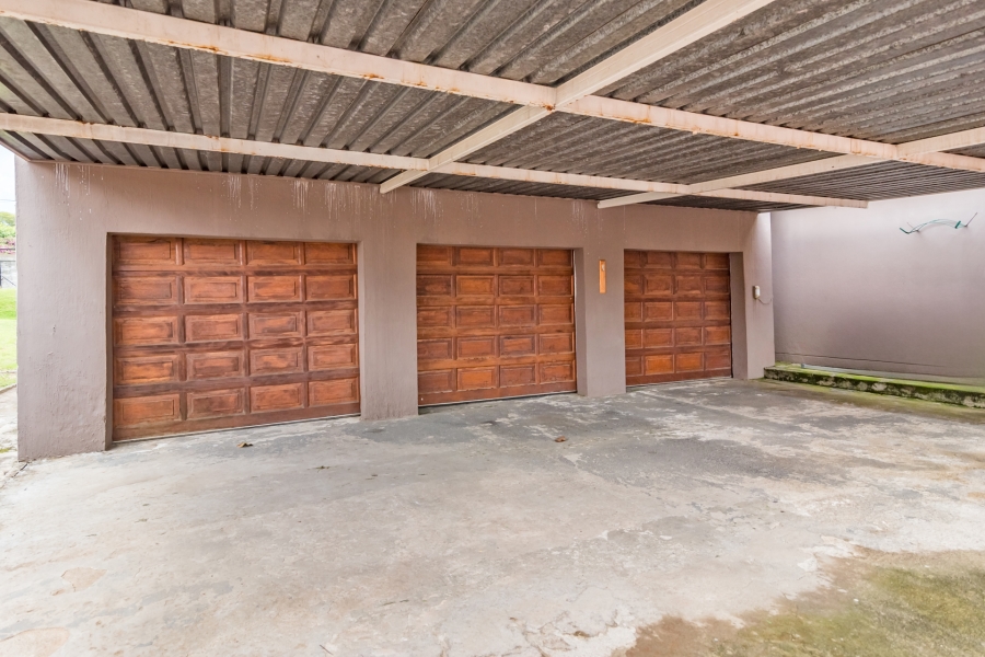 8 Bedroom Property for Sale in Fourways Gauteng