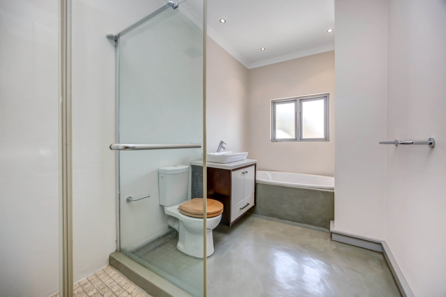 3 Bedroom Property for Sale in Broadacres Gauteng