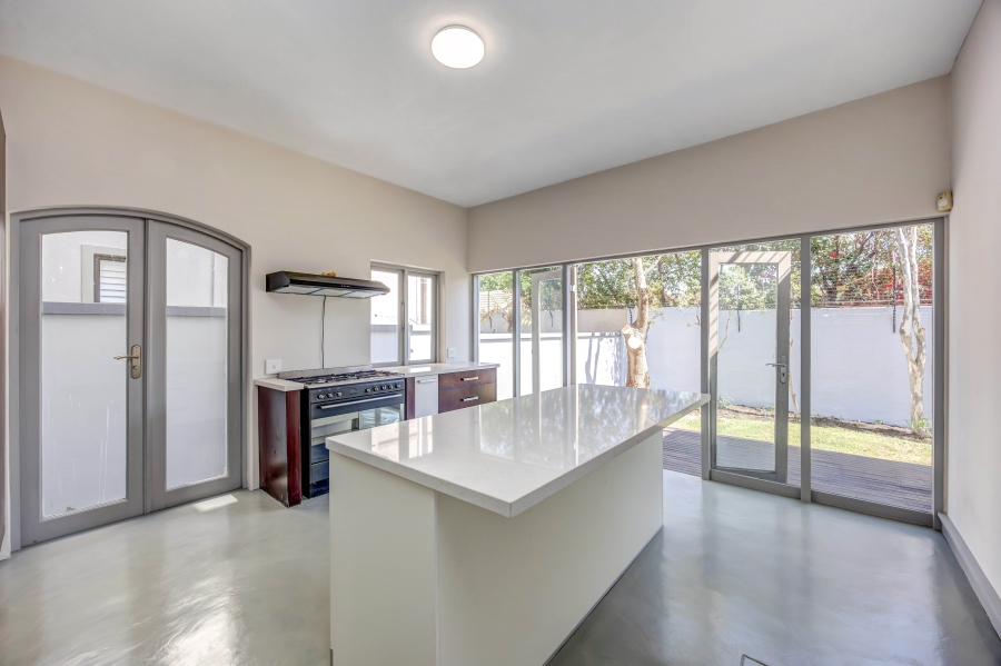 3 Bedroom Property for Sale in Broadacres Gauteng