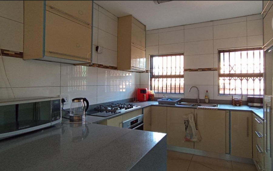 3 Bedroom Property for Sale in Willow Park Manor Gauteng