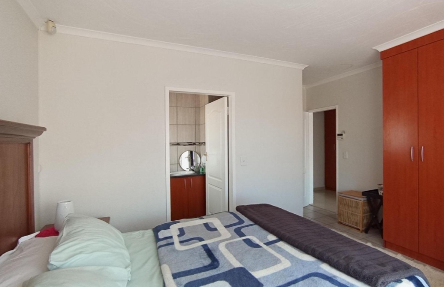 3 Bedroom Property for Sale in Willow Park Manor Gauteng