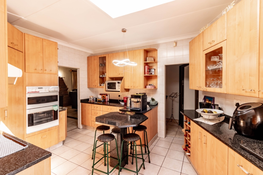 3 Bedroom Property for Sale in Edleen Gauteng