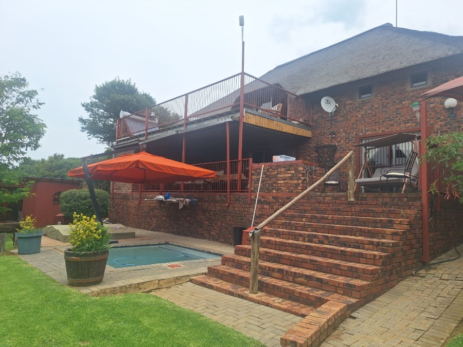 5 Bedroom Property for Sale in Vaal Marina Gauteng