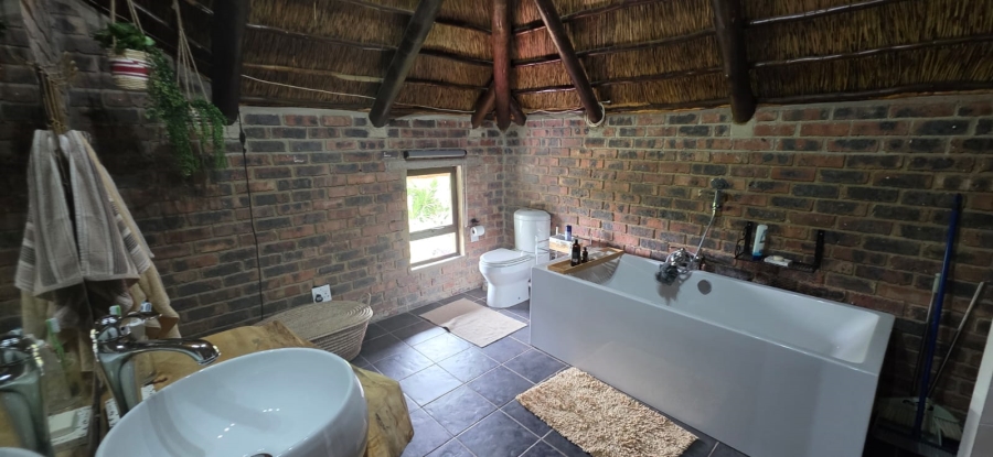 5 Bedroom Property for Sale in Vaal Marina Gauteng