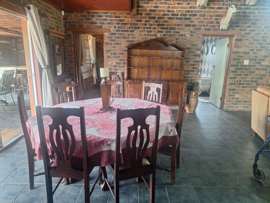 5 Bedroom Property for Sale in Vaal Marina Gauteng