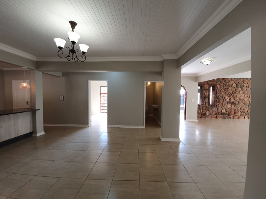 4 Bedroom Property for Sale in Freeway Park Gauteng