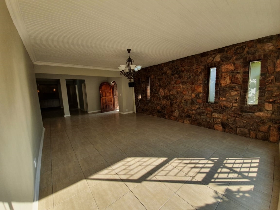 4 Bedroom Property for Sale in Freeway Park Gauteng
