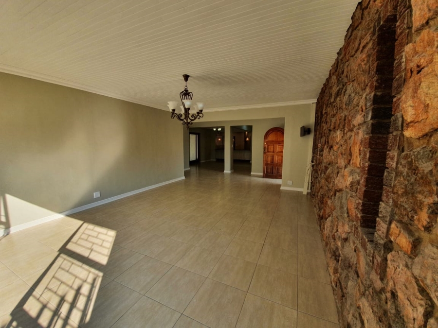 4 Bedroom Property for Sale in Freeway Park Gauteng