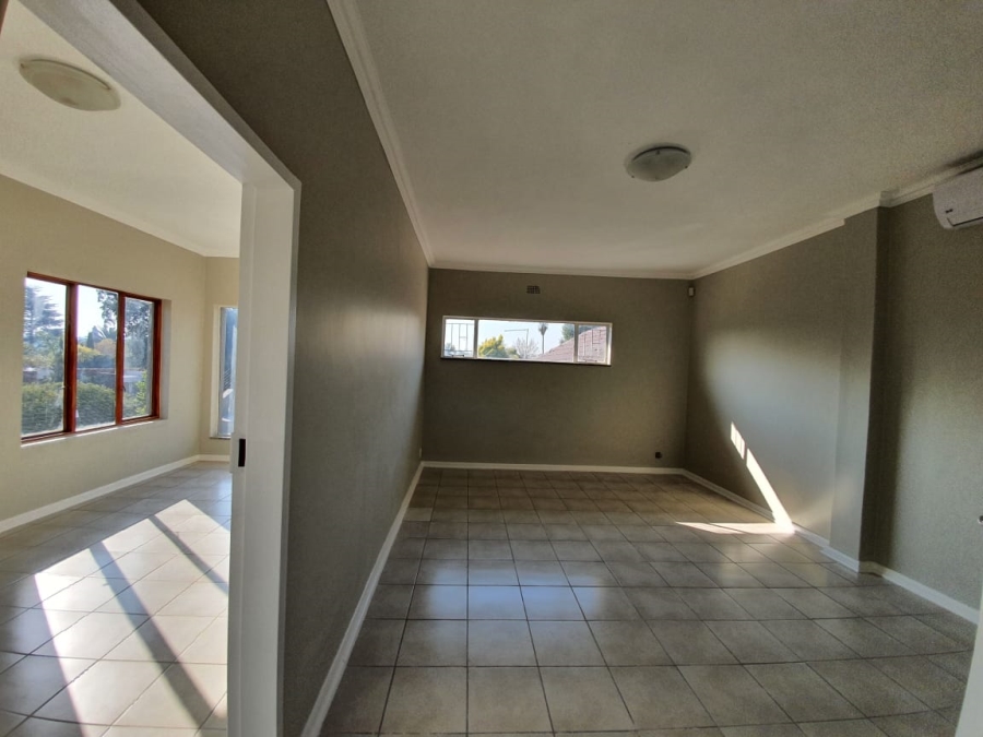4 Bedroom Property for Sale in Freeway Park Gauteng