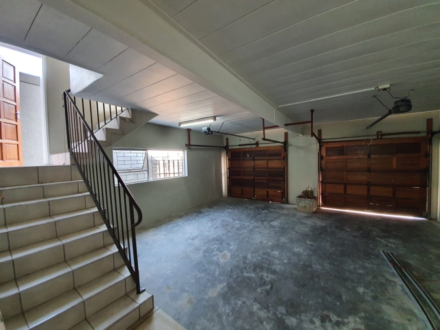 4 Bedroom Property for Sale in Freeway Park Gauteng