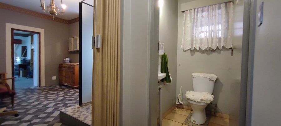 5 Bedroom Property for Sale in Eldoraigne Gauteng