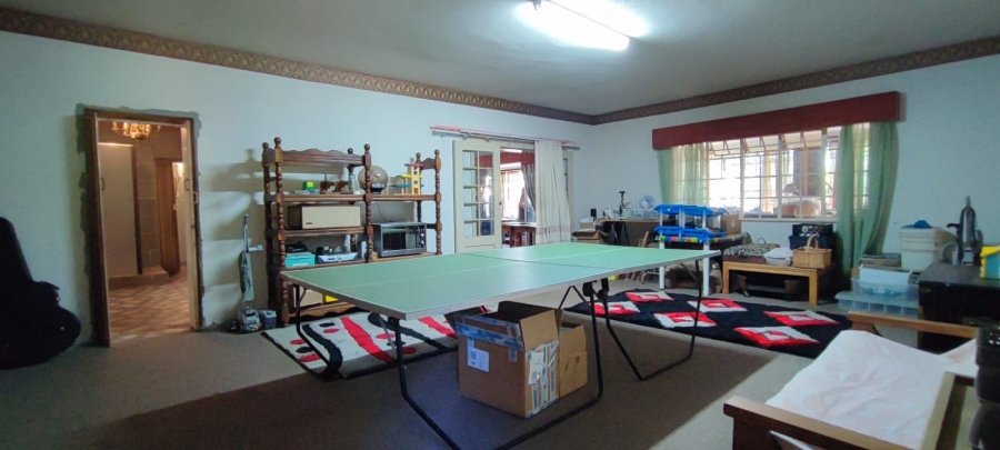 5 Bedroom Property for Sale in Eldoraigne Gauteng