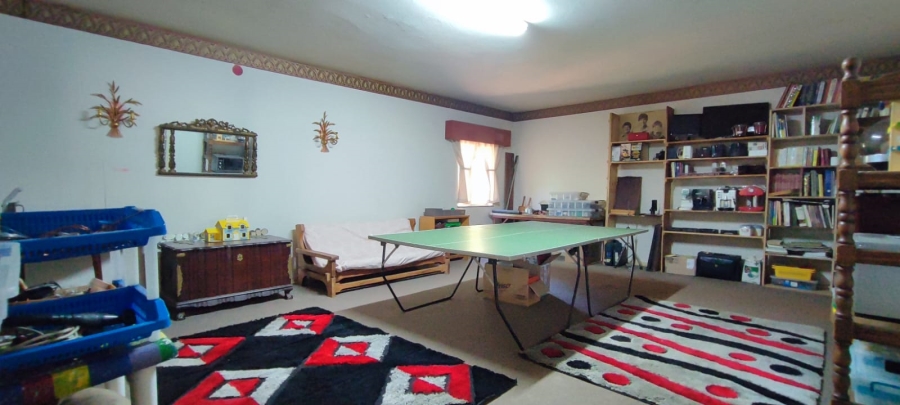 5 Bedroom Property for Sale in Eldoraigne Gauteng