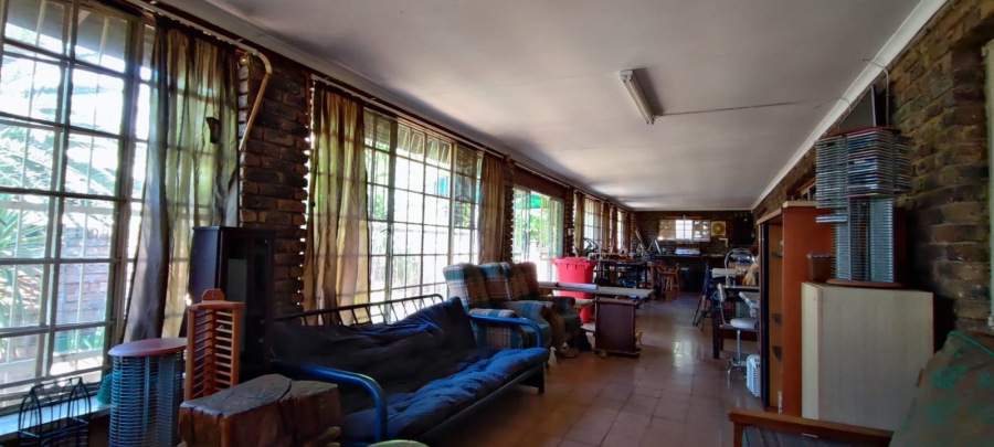 5 Bedroom Property for Sale in Eldoraigne Gauteng