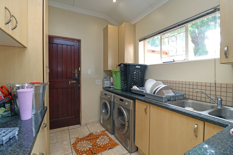 3 Bedroom Property for Sale in Bramley Gauteng