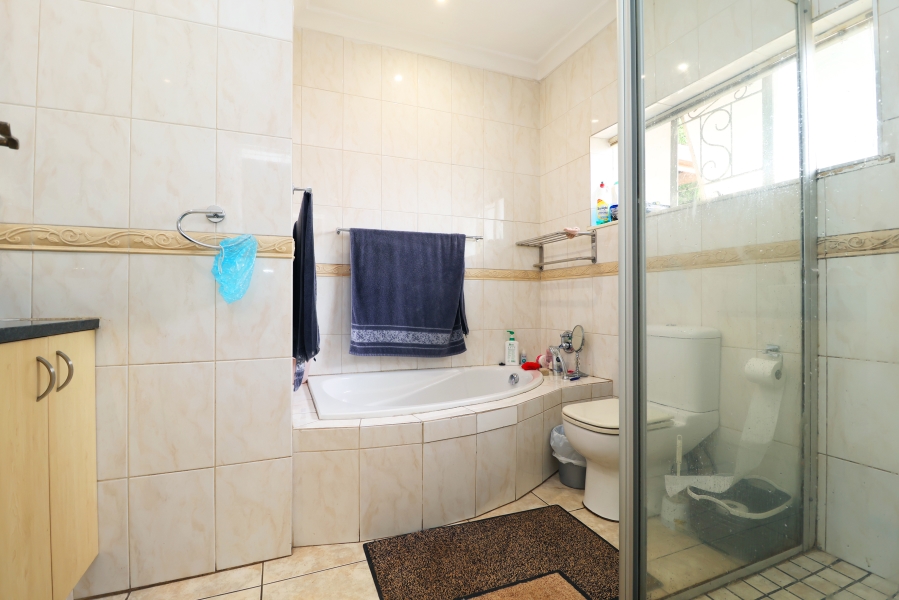 3 Bedroom Property for Sale in Bramley Gauteng