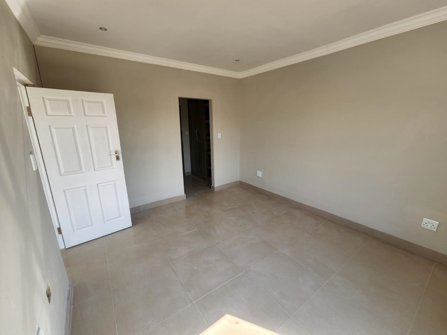 4 Bedroom Property for Sale in Zambezi Manor Lifestyle Estate Gauteng