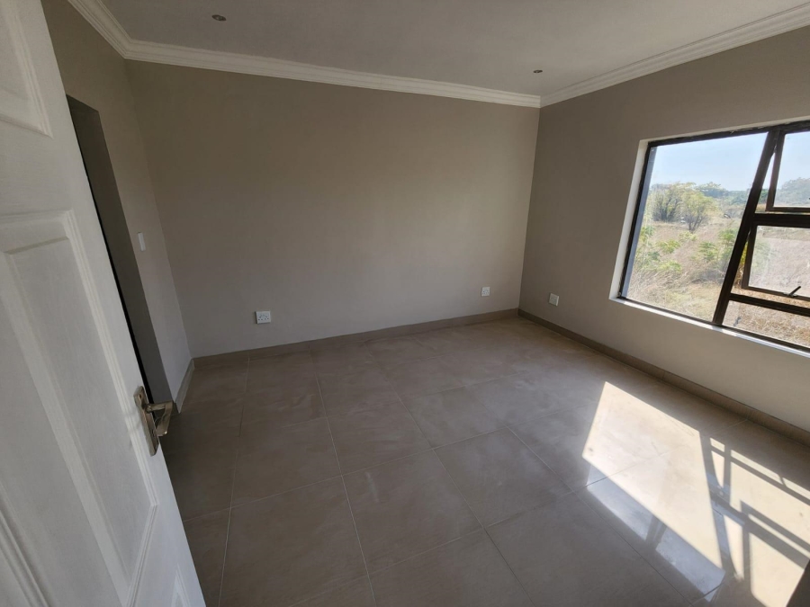 4 Bedroom Property for Sale in Zambezi Manor Lifestyle Estate Gauteng