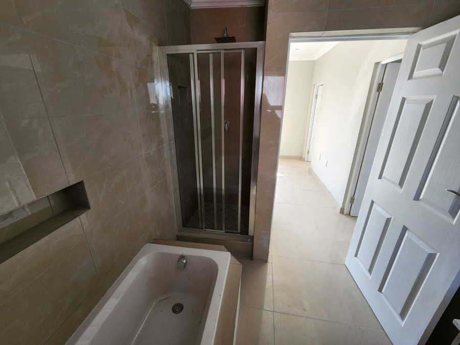 4 Bedroom Property for Sale in Zambezi Manor Lifestyle Estate Gauteng