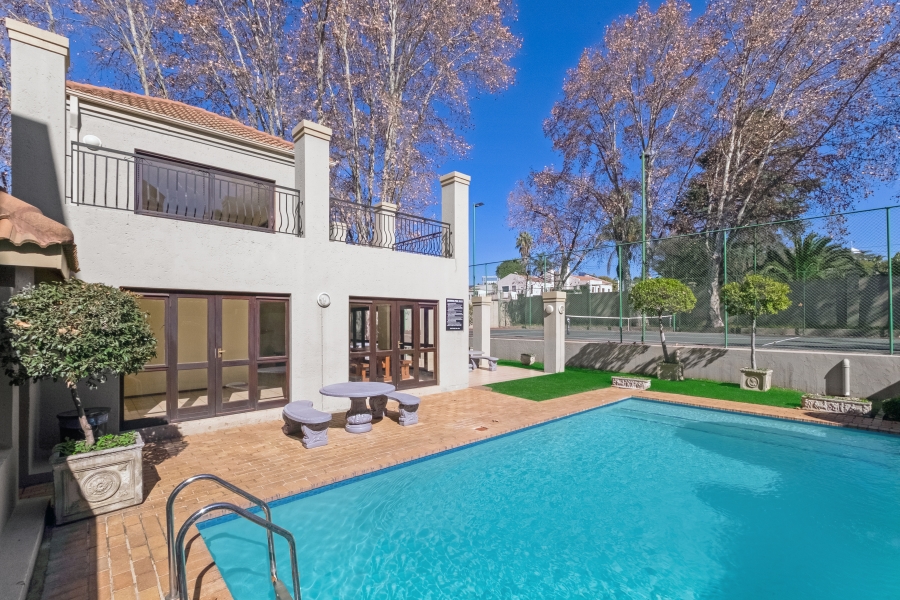 To Let 2 Bedroom Property for Rent in Sandown Gauteng