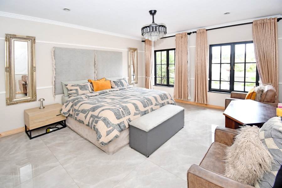 To Let 4 Bedroom Property for Rent in Johannesburg North Gauteng