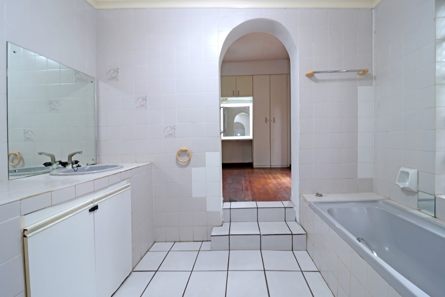 2 Bedroom Property for Sale in Westdene Gauteng