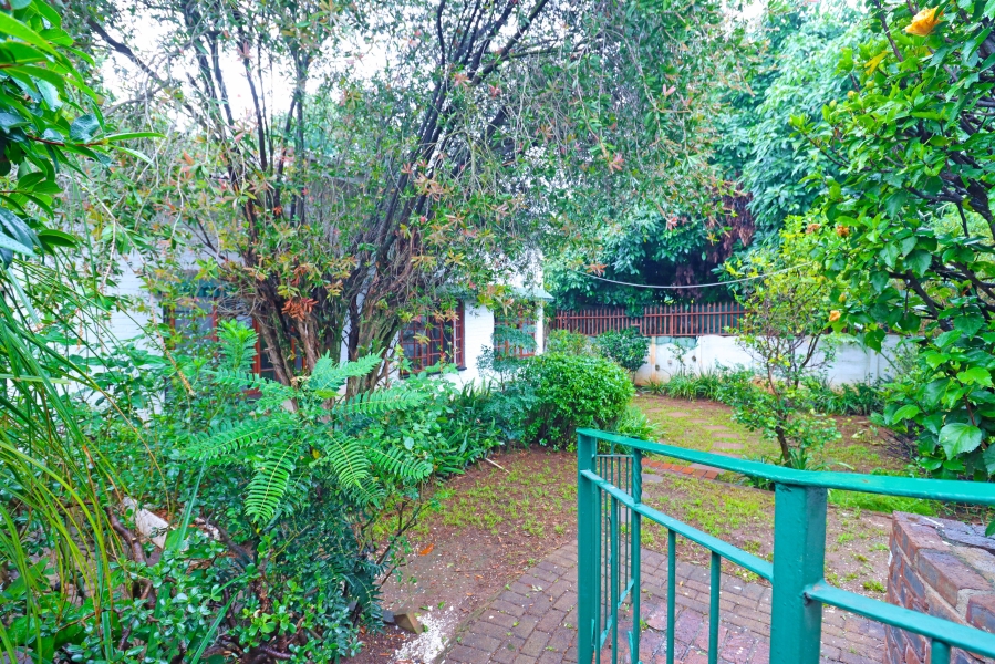 2 Bedroom Property for Sale in Westdene Gauteng