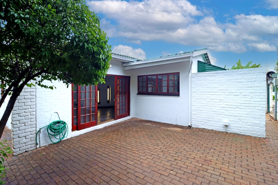 2 Bedroom Property for Sale in Westdene Gauteng