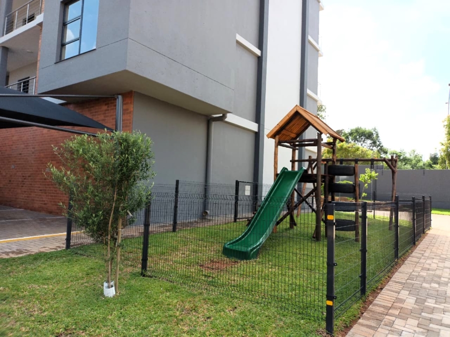 To Let 1 Bedroom Property for Rent in Die Hoewes Gauteng