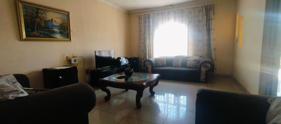2 Bedroom Property for Sale in Tshepisong Gauteng