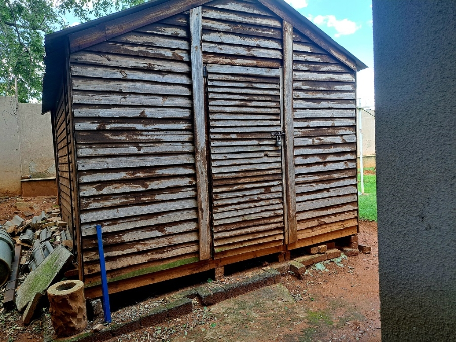 To Let 3 Bedroom Property for Rent in Verwoerdpark Gauteng