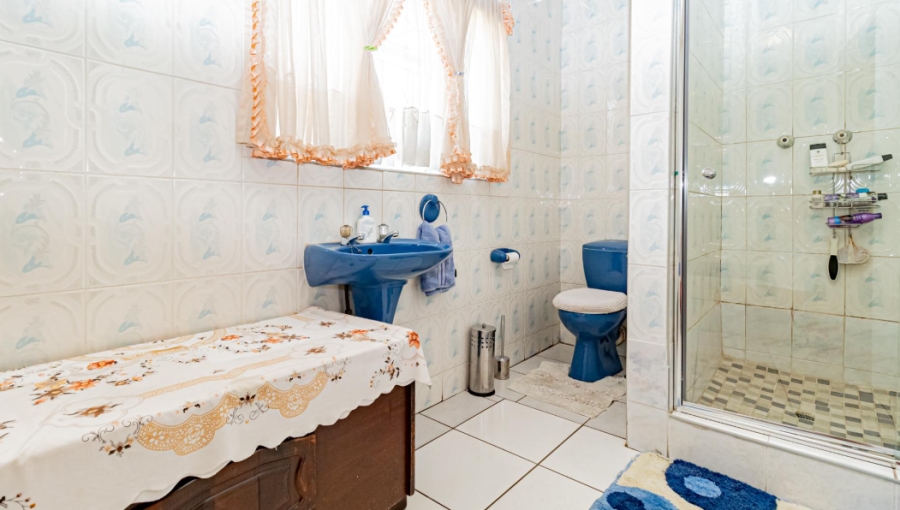 4 Bedroom Property for Sale in Spruit View Gauteng