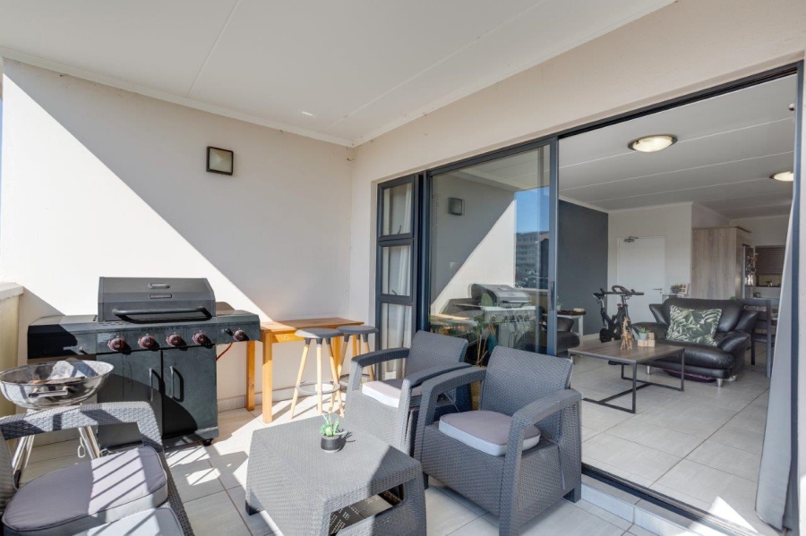 To Let 2 Bedroom Property for Rent in Waterfall Gauteng