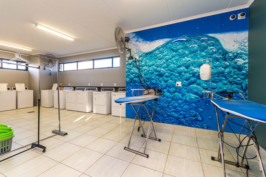 To Let 2 Bedroom Property for Rent in Waterfall Gauteng